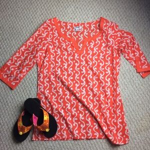 Old Navy Light weight tunic. Great for beach!